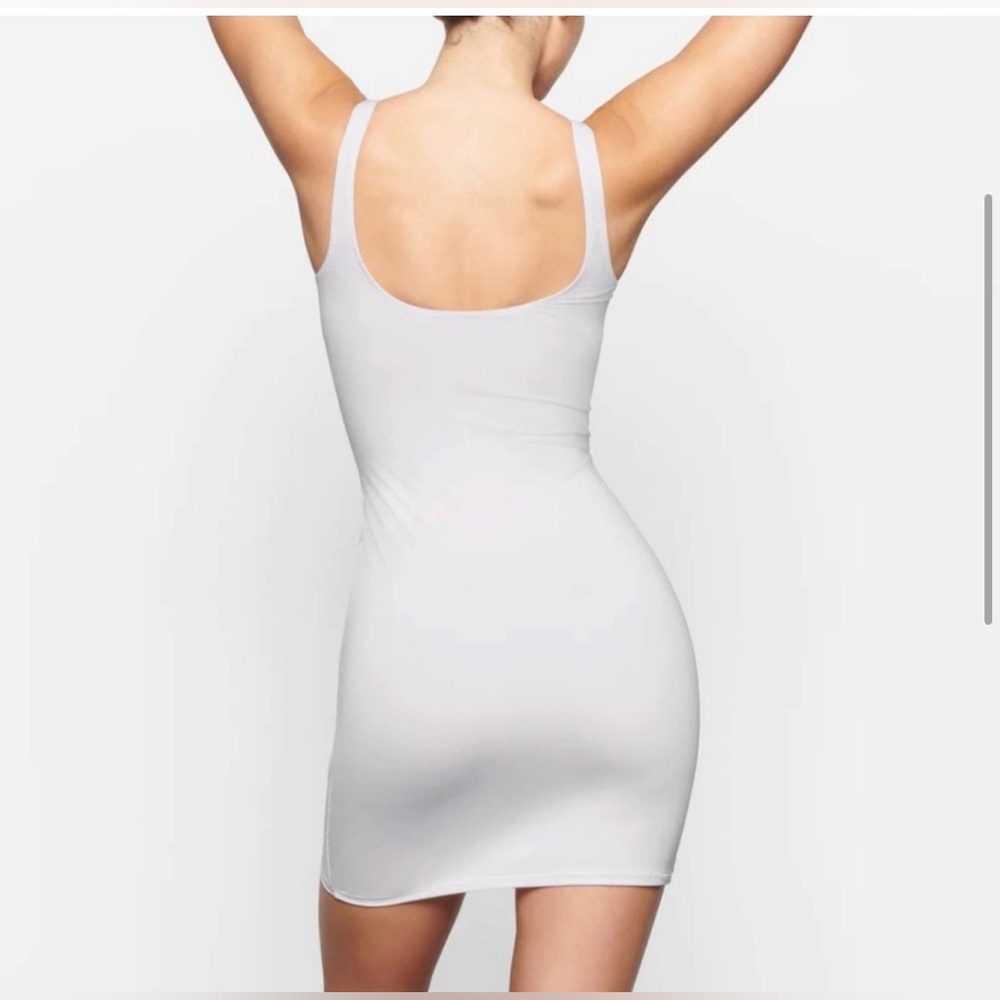 NWT SKIMS Swim Tank Dress – Marble White Size M‎ - Picture 2 of 4